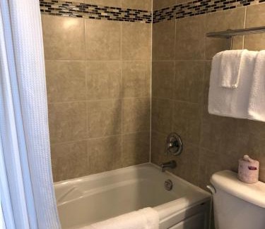 Rosemount Hotel | Mayflower Motel