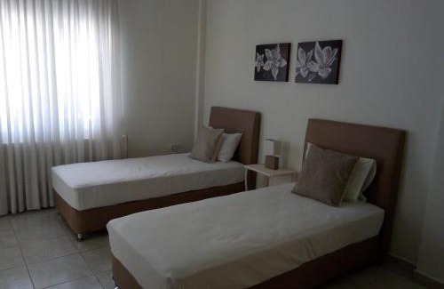 Stavros Apartment | Maza House