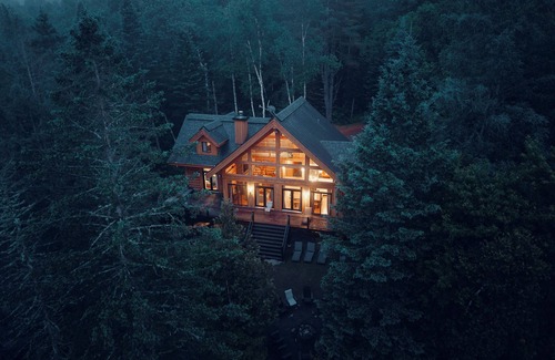 Wentworth-Nord Ski Chalet | Mazama | Private Lake | Hot tub | Sauna | 16 pers | Kayak | Paddleboard