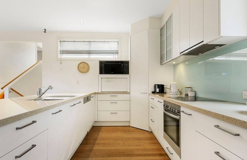 Lake Tyers Beach House | Mazza By The Sea - Lakes Tyers Beach