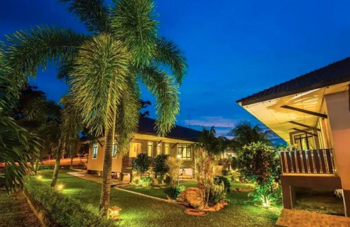 Batu Pahat Hotel | Mbp Leisure Resort