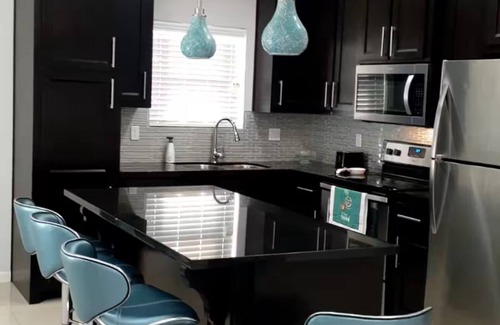 McAllen Apartment | McAllen TX Apartment 2BR-2BA Patio, close Airport Shopping, Hospital