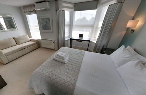 Seven Kings Hotel | McCafferty’s Guesthouse