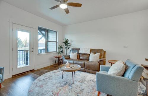 McCall Apartment | McCall Vacation Rental with Private Balcony and Grill!