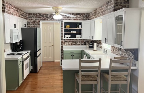 Ooltewah Other | McDaniel Farmhouse with pool & 12 person hot tub