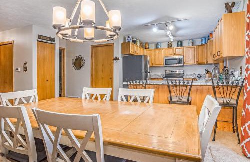 Thompsonville House | McKenzie's Lodge