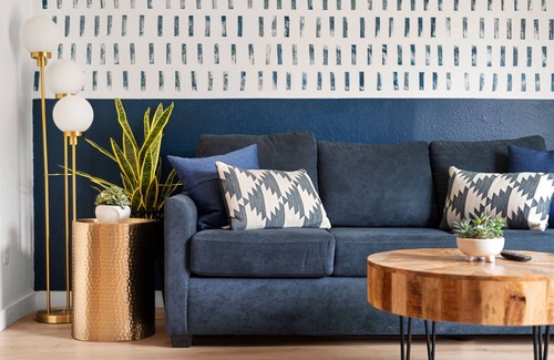 South Lamar House | MCM Condo Near DT SoCo Pet Friendly