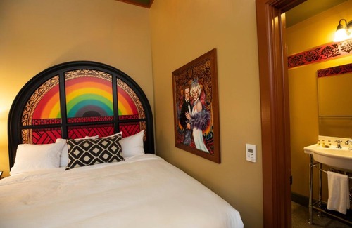 New Tacoma Hotel | McMenamins Elks Temple