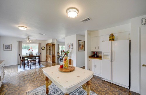 McQueeney Cottage | Mcqueeney Home w/Grill ~ 10 Mi to New Braunfels