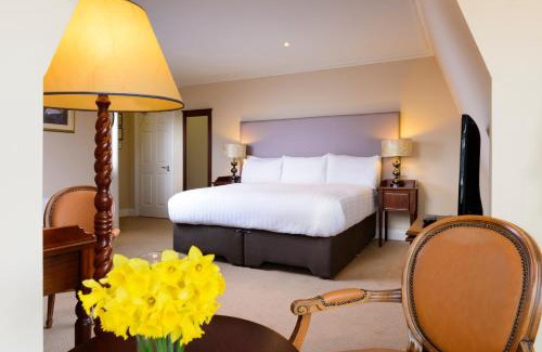 Killarney Hotel | McSweeney Arms Hotel