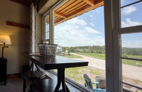 Hot Springs Cabin | Meadow Cabin at Highland Meadows - Secluded Getaway