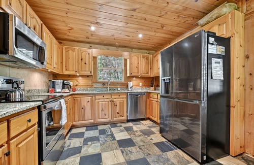 Morganton Cabin | Meadow Creek - Pet-friendly retreat with rambling creek, hot tub, fire-pit, WiFi, and sprawling manicured meadow land for serene relaxation