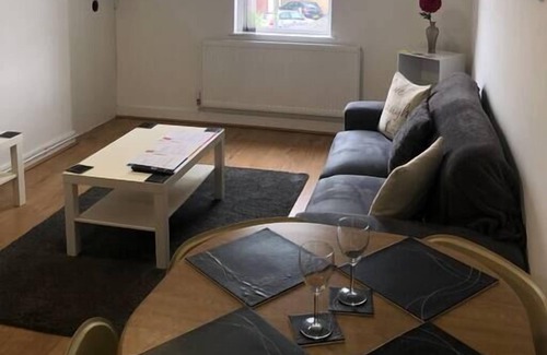 Loughborough Apartment | Meadow Lane Apartment 3