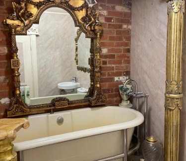 Wokingham House | Meadow view