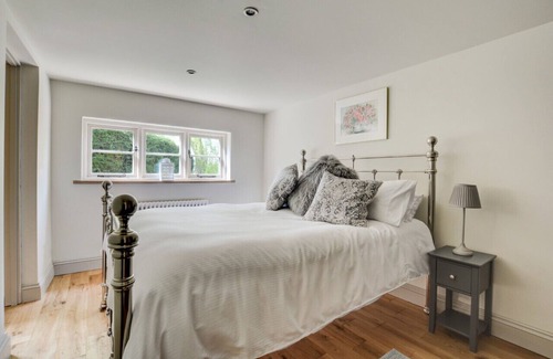 Melton Constable House | Meadow View - Three Bedroom House, Sleeps 6