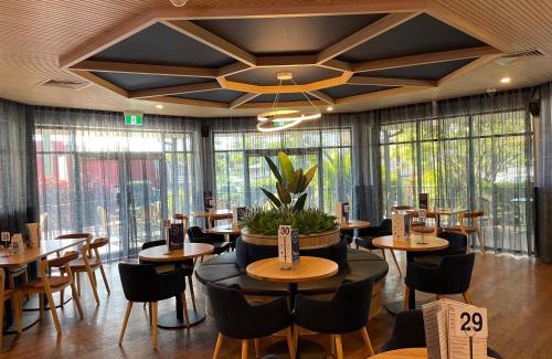 Meadowbrook Hotel | Meadowbrook Hotel Brisbane
