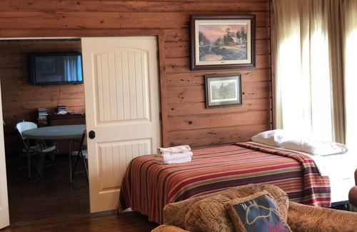 Eucha Apartment | Meadows Lodge Room 9
