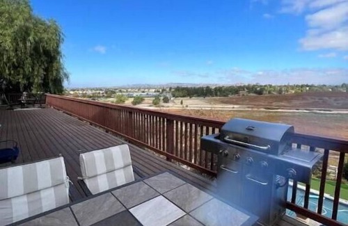 Temecula Apartment | Meadowview Suite