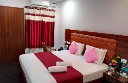 Medavakkam Hotel | Medavakkam Sri Sai Residency