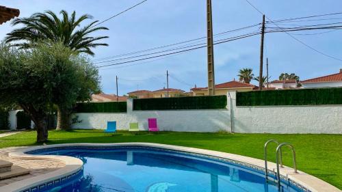 Miami Platja Villa | MEDDAYS VILLA CAPRICHO