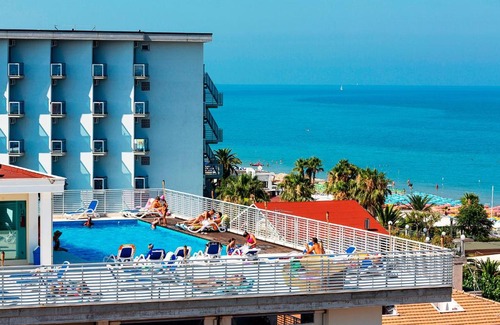 Alba Adriatica Hotel | Medi Garden Hotel&Residence
