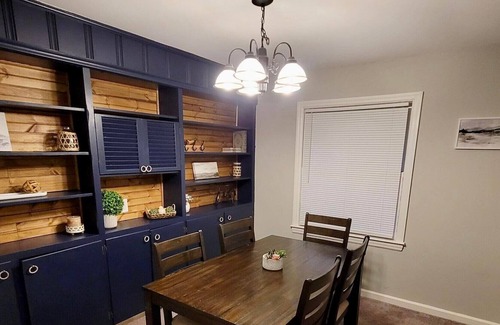Huntsville House | Medical district! Pet friendly! Up to 8 guests!
