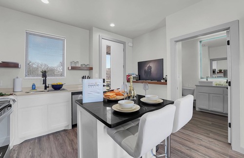 Medicine Park Apartment | Medicine Park Flat's #05