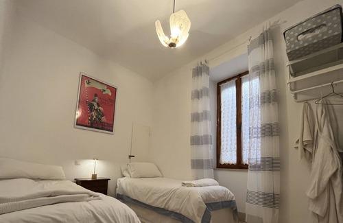 Panicale Condo | Medieval apartment with frescoed ceiling