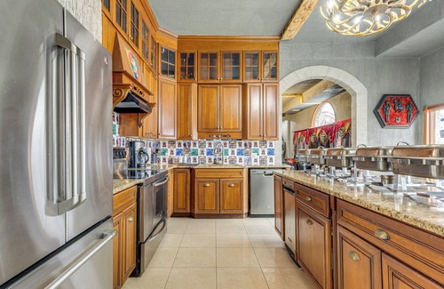 Brookhaven Villa | Medieval-Themed Castle < 10 Mi to Shirley Beach!