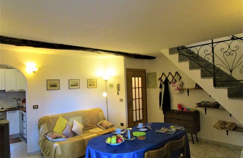 Plesio Apartment | Medieval tower in a quaint old village