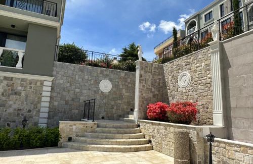 Trakata Apartment | Mediterranea Complex - LUXURY APARTMENT WITH SEA & POOL VIEW!