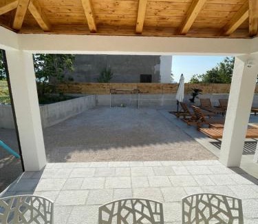 Muc Villa | Mediterranean 5 rooms house with pool