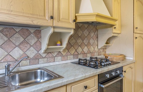 Baia Caddinas House | Mediterranean Holiday Home with Wi-Fi, A/C, Garden & Terrace