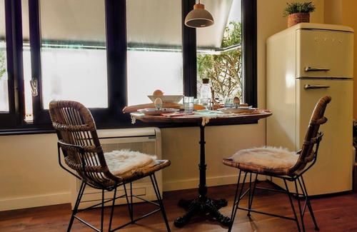 Sant Andreu de Llavaneres Apartment | Mediterranean Sea-View Loft on Estate near Barcelona – nature, pool & wellness