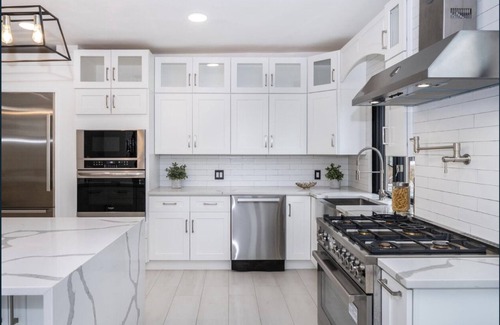 New Rochelle House | Mediterranean Villa nested on the hills of Wykagyl