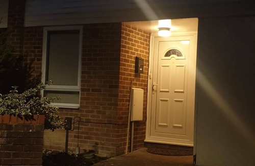 Chatham House | Medway Luxury Retreat Free Parking Free Wi-fi