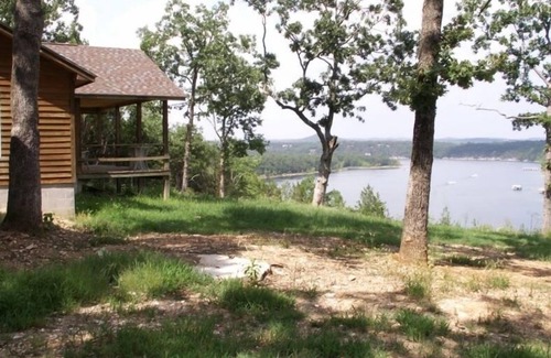 Golden House | Meek's Retreat@Tranquility Heights