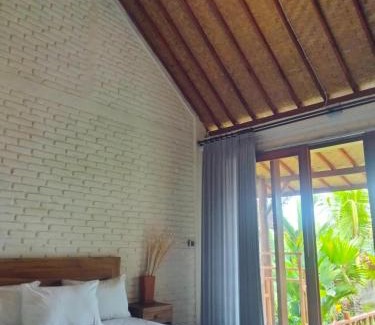 Medewi House | Meera house and stay