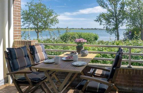 Lemkenhafen Apartment | Meerblick Lemkenhafen – Ferienwohnung