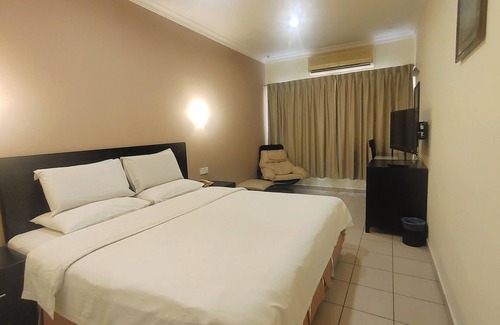 Tanjung Aru Hotel | Megah D'Aru Hotel