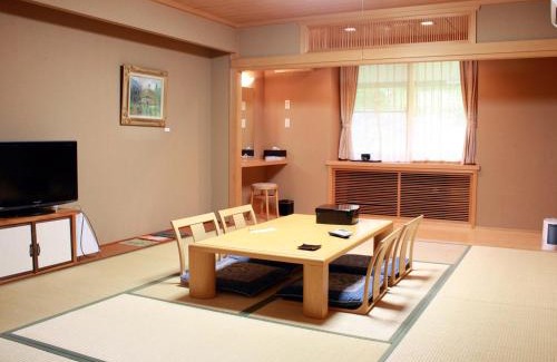 Hatsukaichi Hotel | Megahira Onsen Quelle Yoshiwa