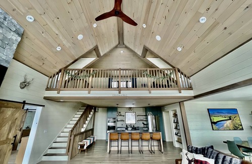 Intervale House | MegaVista Mountain Lodge - HGTV - Featured Retreat in the White Mountains.