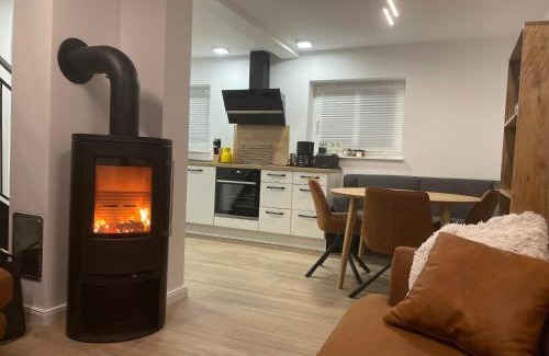 Kirchlinteln Apartment | Meine Schule Sehlingen, exklusiver Familien oder Generations-Landurlaub mit Hund, Workation, Sauna, Ruhe & Erholung genießen sowie Niedersachsen, die Lüneburger Heide, die Nordpfade oder Städte wie Verden, Hamburg, Bremen, Lüneburg & Celle erleben