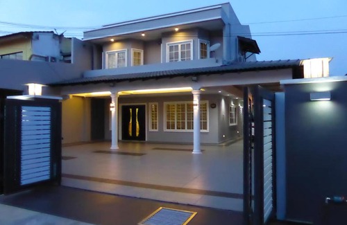 Bukit Baru House | Melaka Homestay Cozy Semi-D