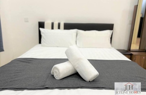 Malacca City House | Melaka {Terraced House}/8Pax/WIFI/City