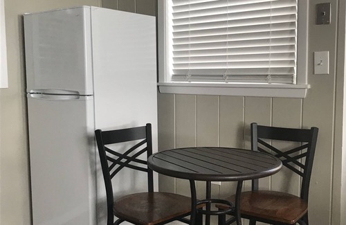 Sunny Point Apartment | Melbourne Waterfront 1 Bed 1 Bath Entire Apartment O