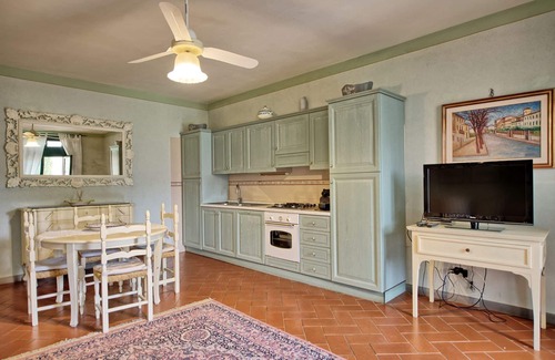 Empoli Apartment | Melissa - Apartment with swimming pool