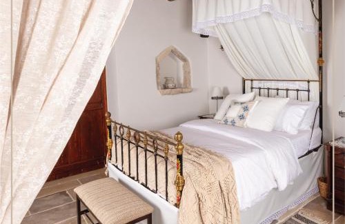 Mesana House | Melissothea Stone Suites