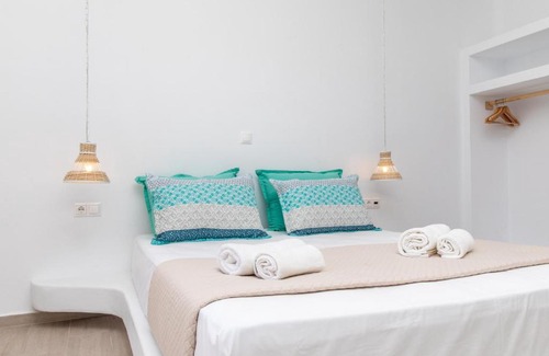 Plaka Apartment | Melitta Beachfront Residences