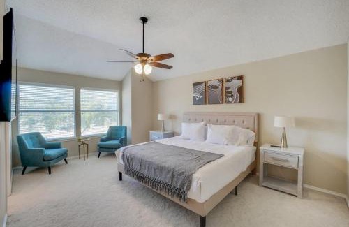 Flower Mound House | Melody Home near Grapevine DFW Airport w backyard